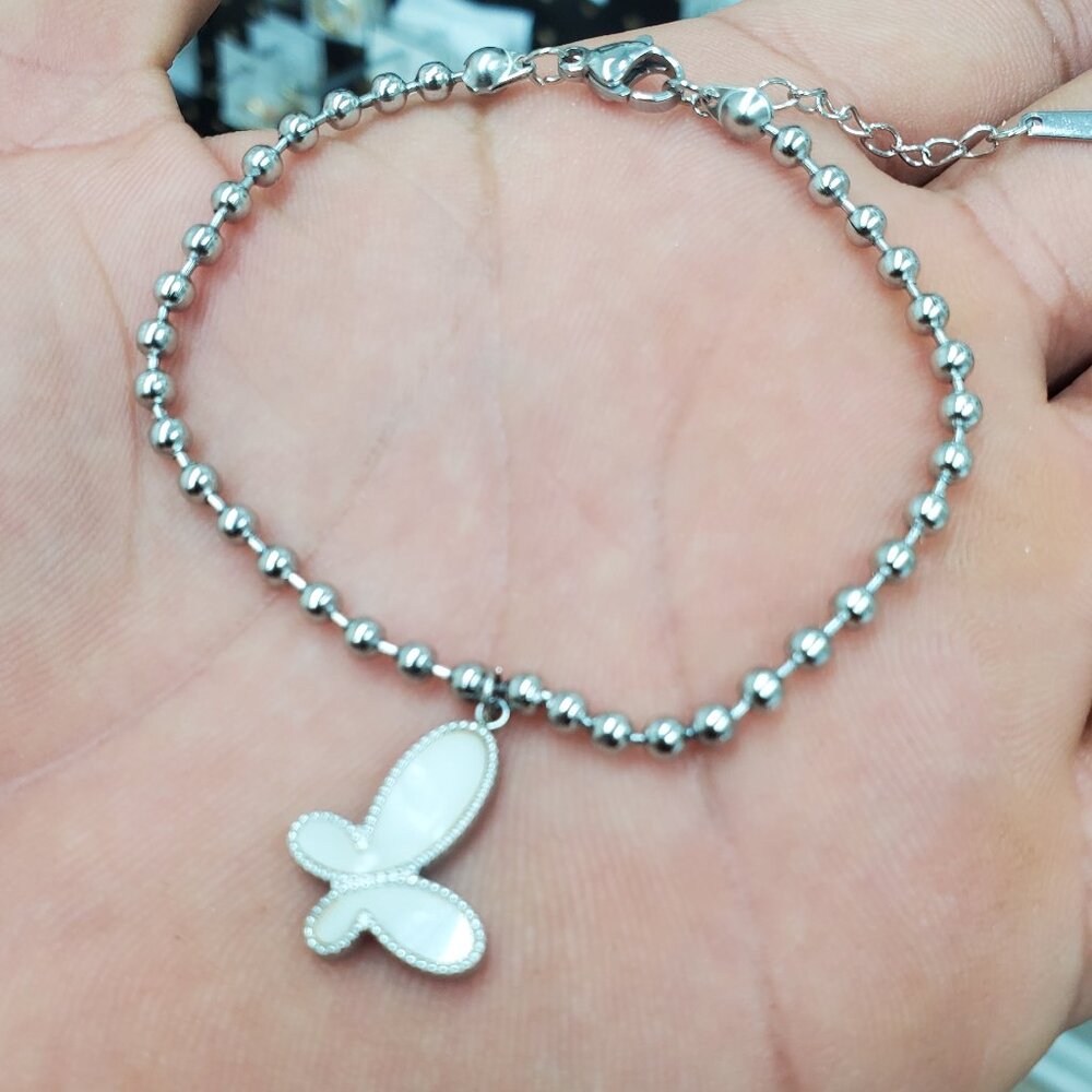 Silver bracelet for woman's